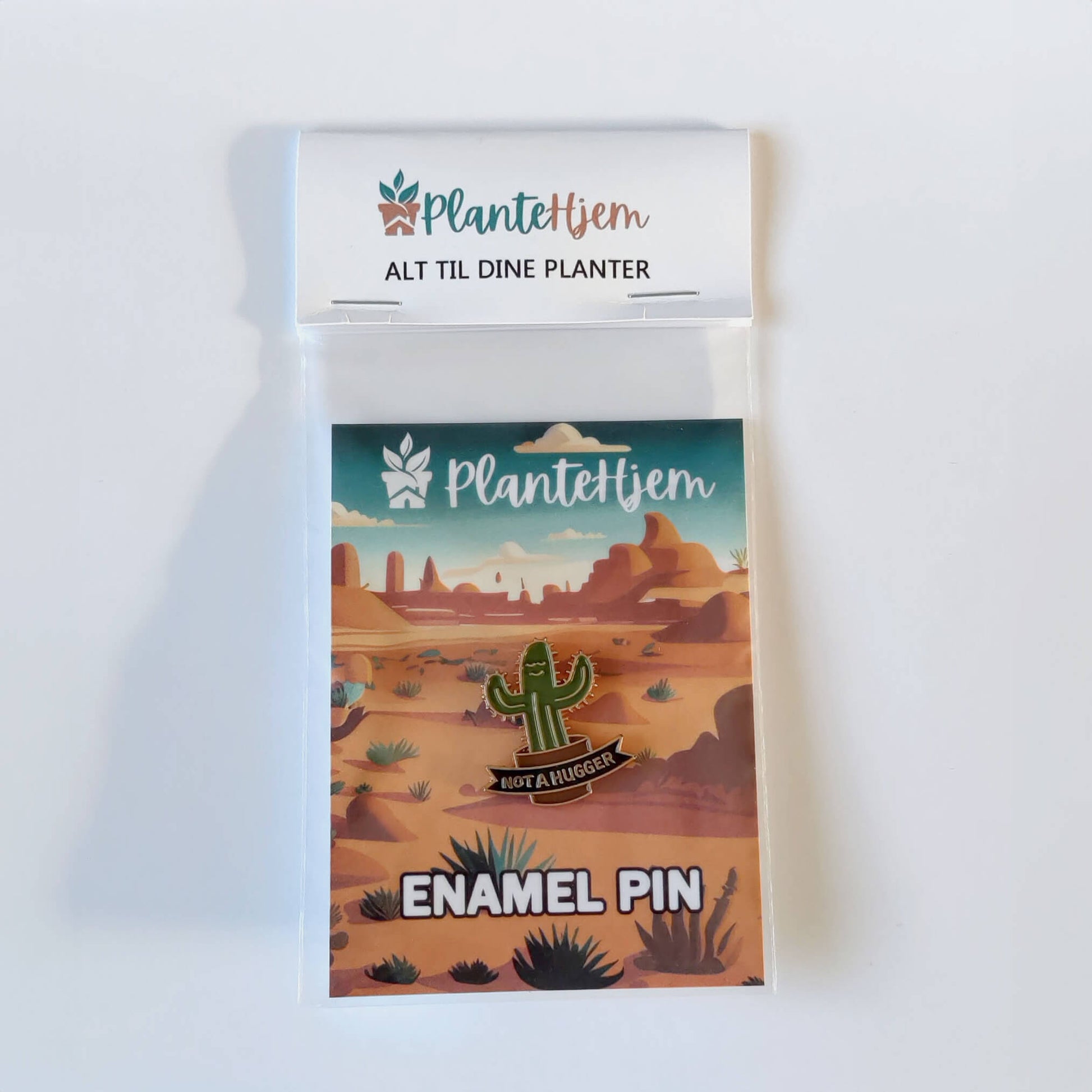 Not a hugger kaktus enamel pin fra plantehjem